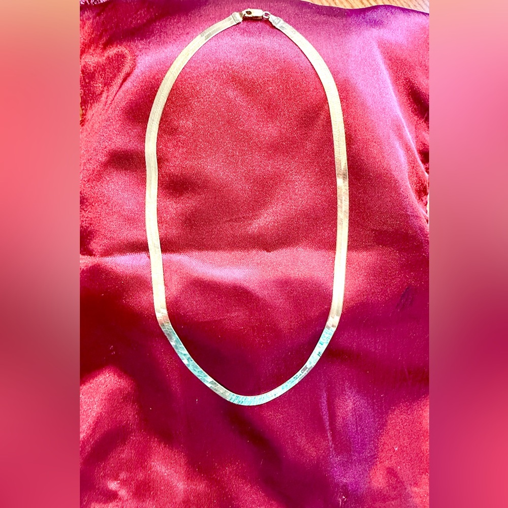6mm 14k 20” Herringbone Necklace, Lobster Claw Clasp, Previously Worn, Fashion!